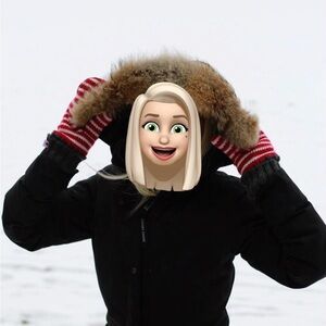 Black Women’s CANADA GOOSE Parka (SMALL)